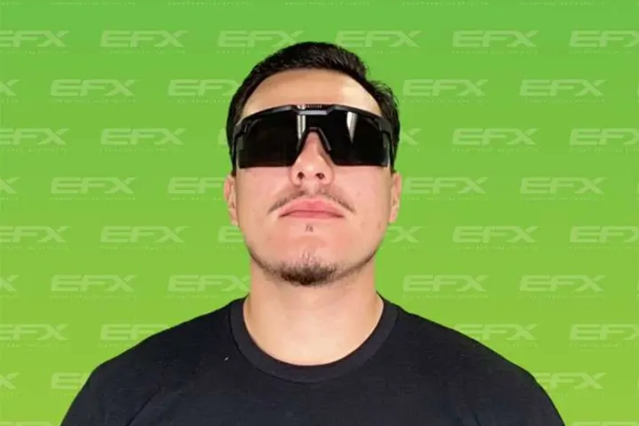 Bryan_R_720x900_v2