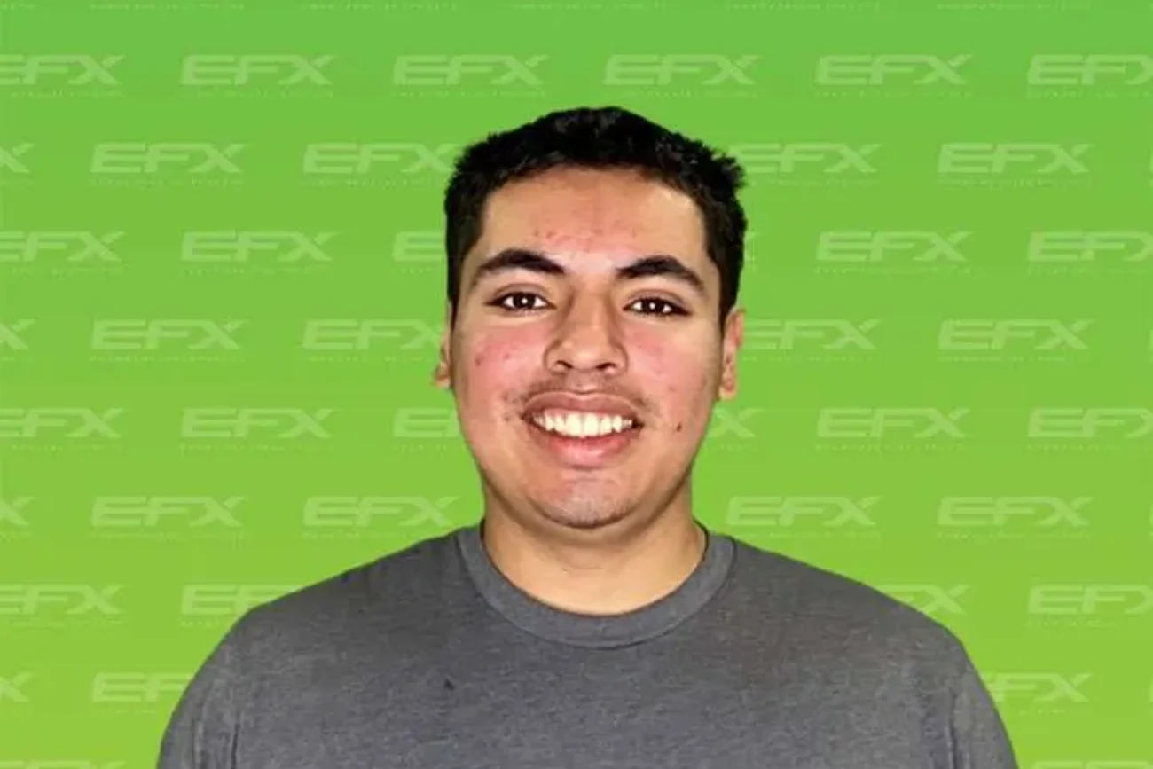Erick_L_720x900_v2